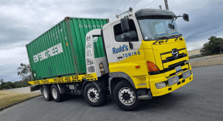 24/7 Towing and roadside assistance in Toorbul